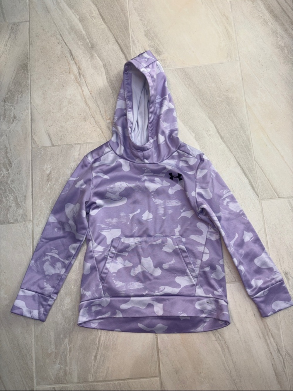 Under Armour Girls' Lavender Camo (Size Small) Hooded Performance Pullover